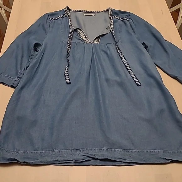 LIKE NEW Y2K Kenneth Cole Reaction Denim Look with Western Trim Mini Dress/Tunic - Picture 12 of 13